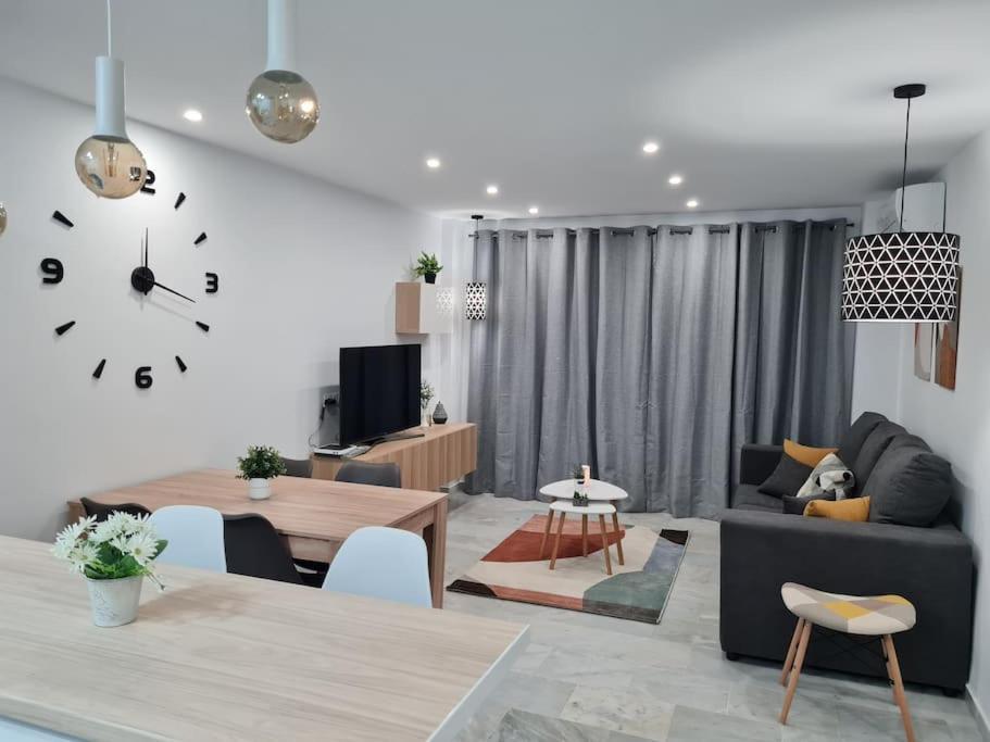 Encantador Apartamento Residencial Con Piscina Torremolinos Bagian luar foto