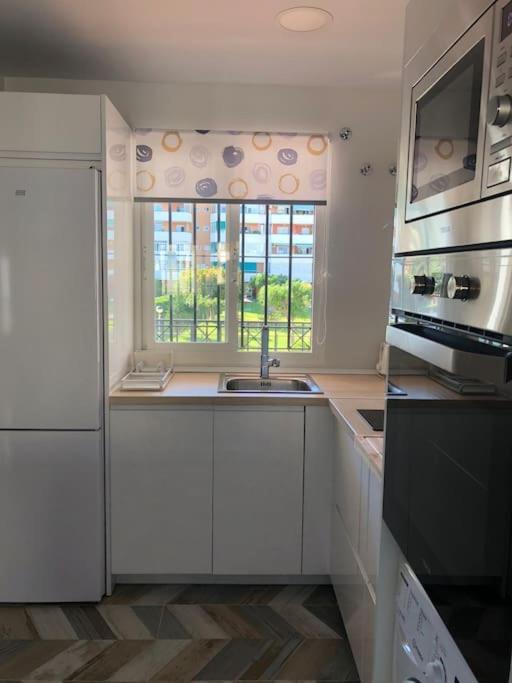 Encantador Apartamento Residencial Con Piscina Torremolinos Bagian luar foto